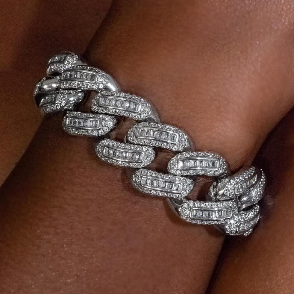 Kute Cardi Bracelet