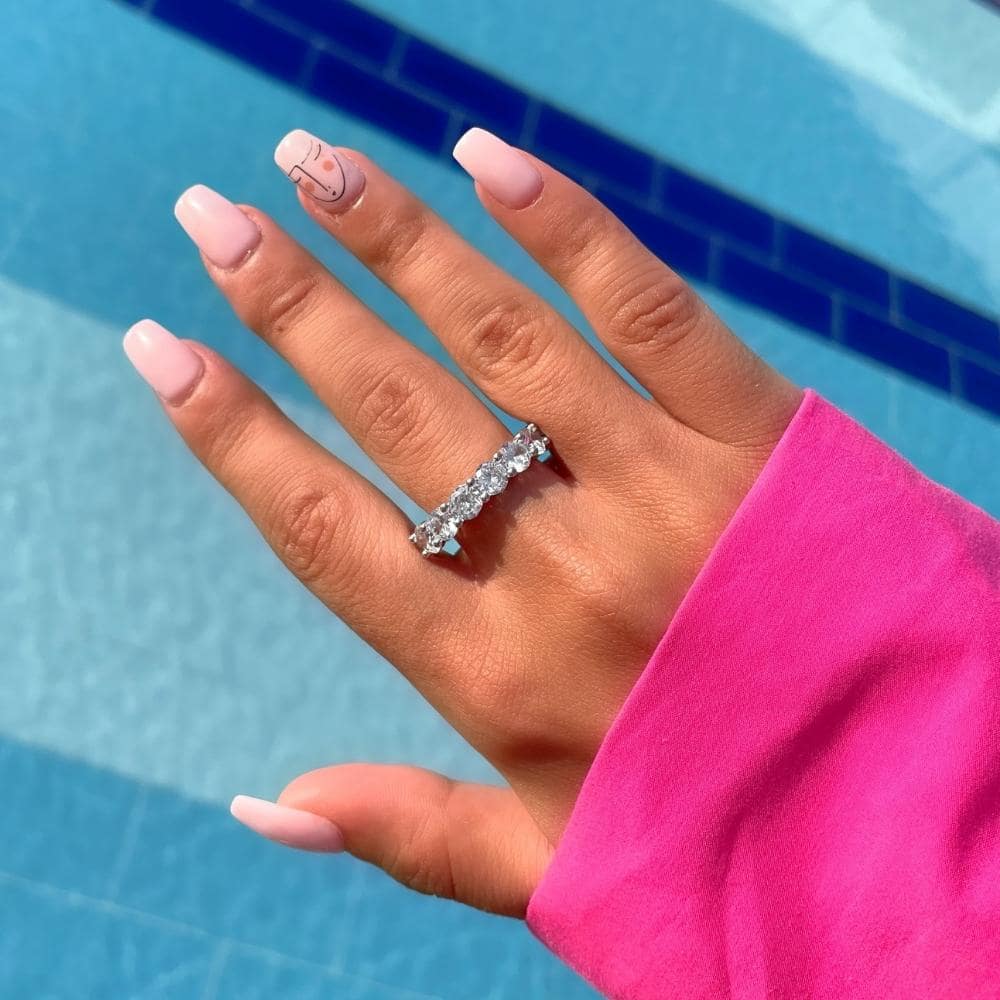 Kute Eternity Ring